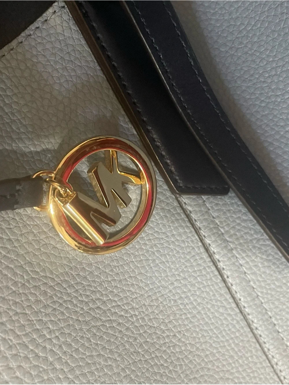 Michael Kors spacious powder